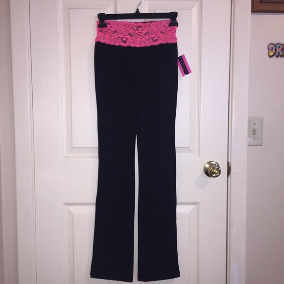 Material Girl Pants - NWT Women’s Material Girl leggings